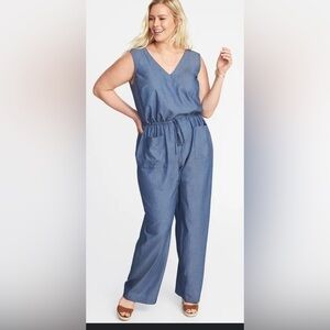 Old Navy Utility Jumpsuit size Medium